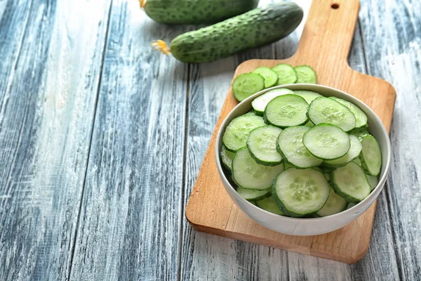 Vers gesneden komkommer — Stockfoto