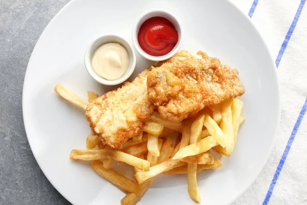 Savoureux poisson frit — Photo