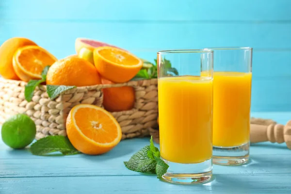 Composizione con succo fresco — Foto Stock