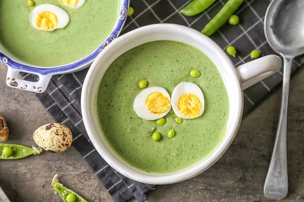 Yeşil bezelye püresi