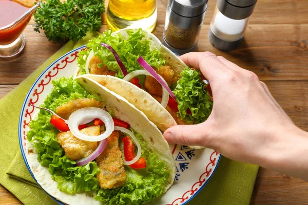 Tasty fish tacos — Stock Photo, Image