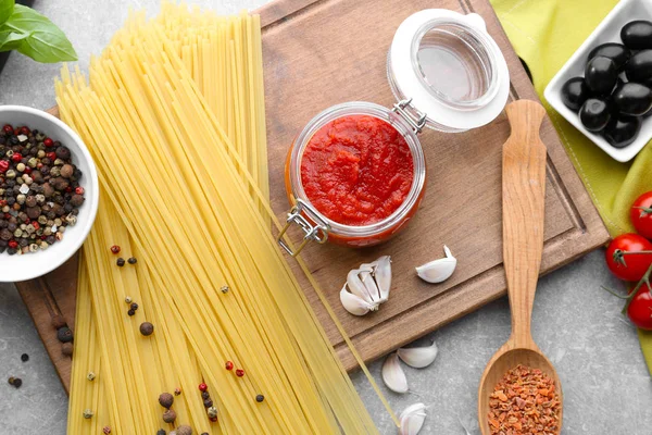 Molho de tomate saboroso para massas — Fotografia de Stock