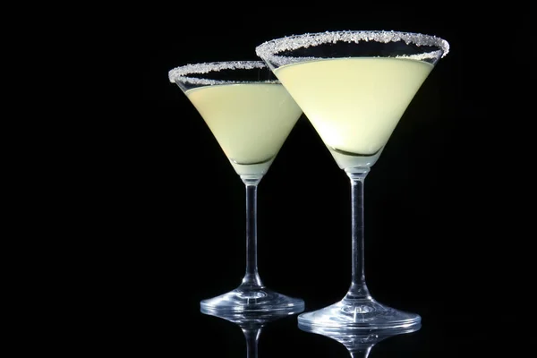 Glasögon av citron droppe martini — Stockfoto