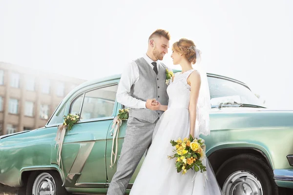 Pareja feliz boda — Foto de Stock