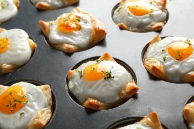 Hamur, tatlı, lezzetli yumurta pişirme küf