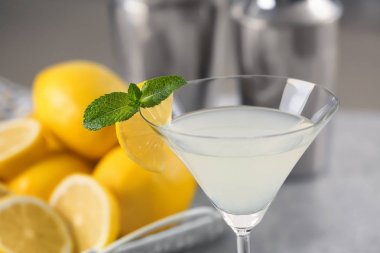 Limon damla martini cam 