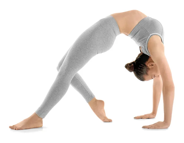 Joven hermosa mujer haciendo yoga —  Fotos de Stock