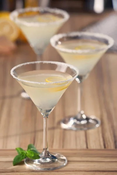 Gläser Zitronentropfen Martini — Stockfoto