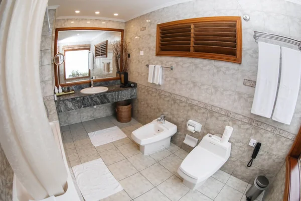 Interior of modern hotel bathroom — Stock Photo, Image