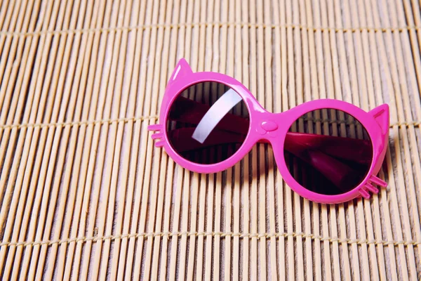 Moderne Sonnenbrille für Frauen — Stockfoto