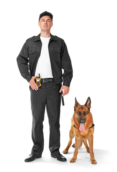 Guardia di sicurezza con cane su sfondo bianco — Foto Stock