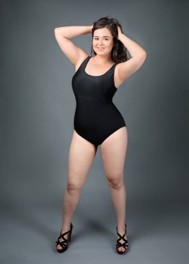 Güzel kilolu kadın  