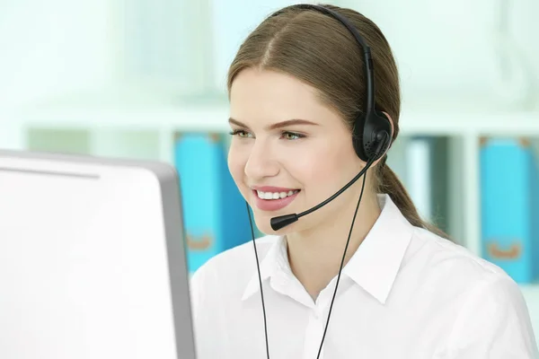 Technical support dispatcher working — Stock Photo, Image