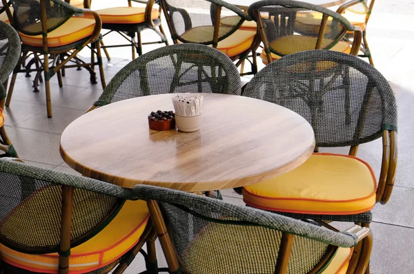 Chairs and tables in modern cafe — Stock Photo, Image