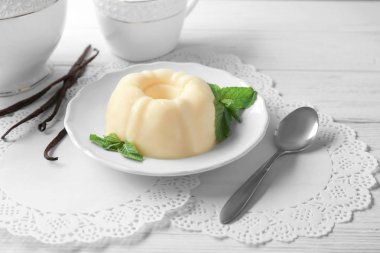 lezzetli vanilyalı puding