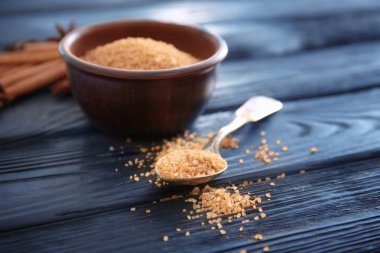 Kaşık tarçın şeker ile 