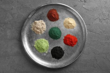 Farklı superfood tozlar