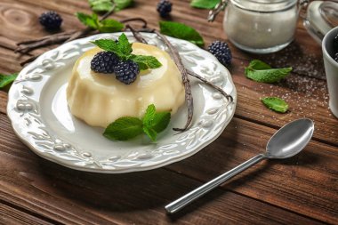 Taze nane ile vanilya puding