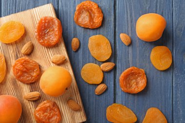 Kuru Kayısı ve ceviz