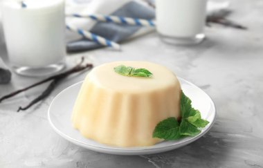 lezzetli vanilyalı puding