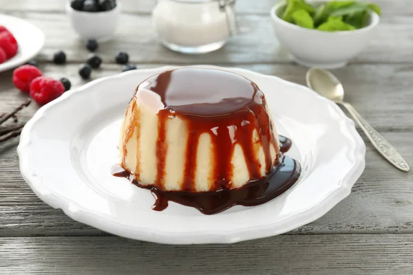 Leckerer Vanillepudding — Stockfoto