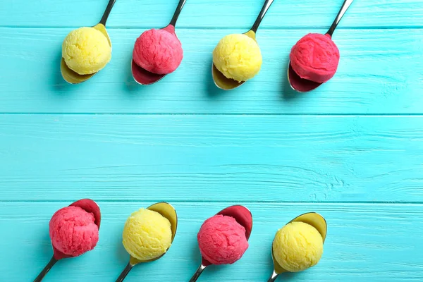 Scoop colorati di gelato — Foto Stock