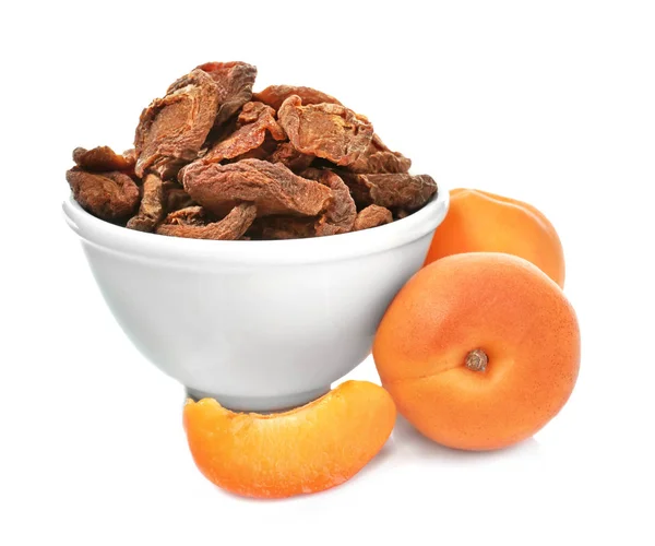 Dried and fresh apricots — Stock Photo, Image