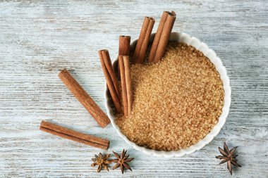 Tarçınlı şeker ve sopa