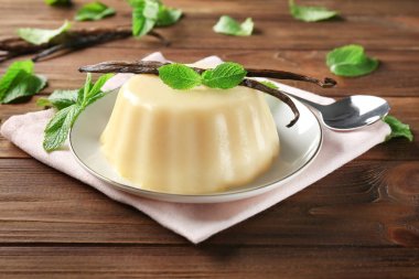 lezzetli vanilyalı puding