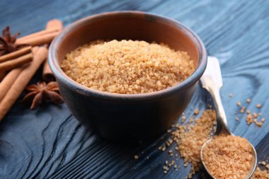 Kaşık tarçın şeker ile 