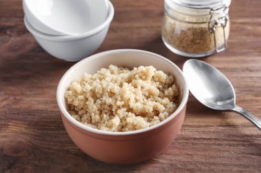 Beyaz quinoa tahıl haşlanmış 