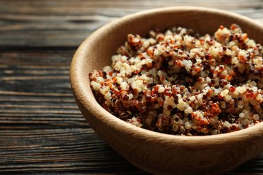 haşlanmış quinoa tahıl