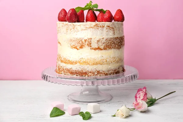 enfes Çilekli pasta 