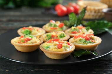 Brokoli kiş tartlets 