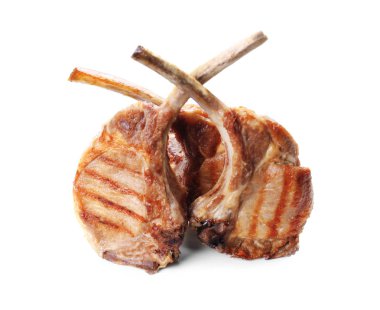 Beyaz arka plan üzerinde lezzetli kaburga