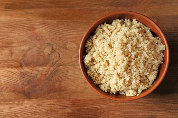 Gekookte witte quinoa korrels — Stockfoto