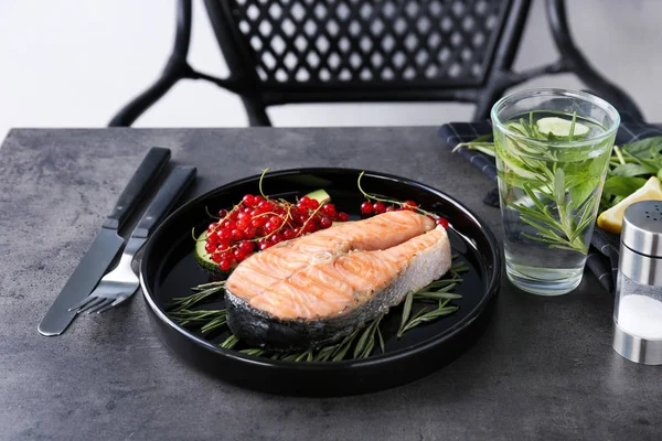 rosemary ile Somon steak