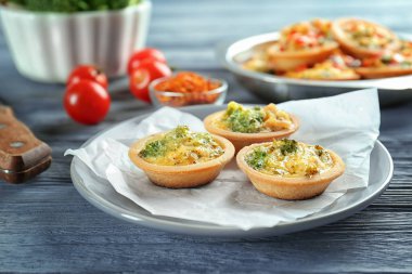Brokoli kiş tartlets 