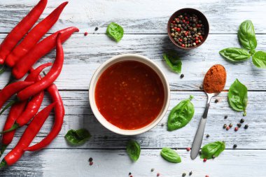 Chili sos ile kompozisyon