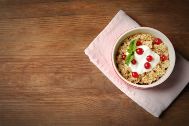 Ramekin lezzetli quinoa ile