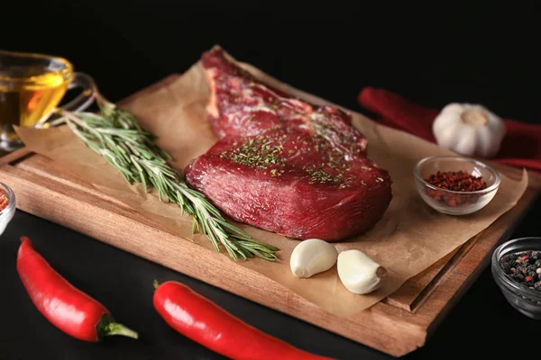 Tatarský biftek s rozmarýnem — Stock fotografie