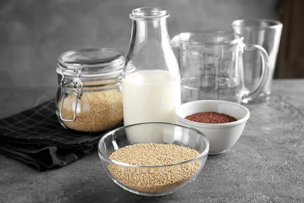 Μπολ με τους σπόρους quinoa — Φωτογραφία Αρχείου
