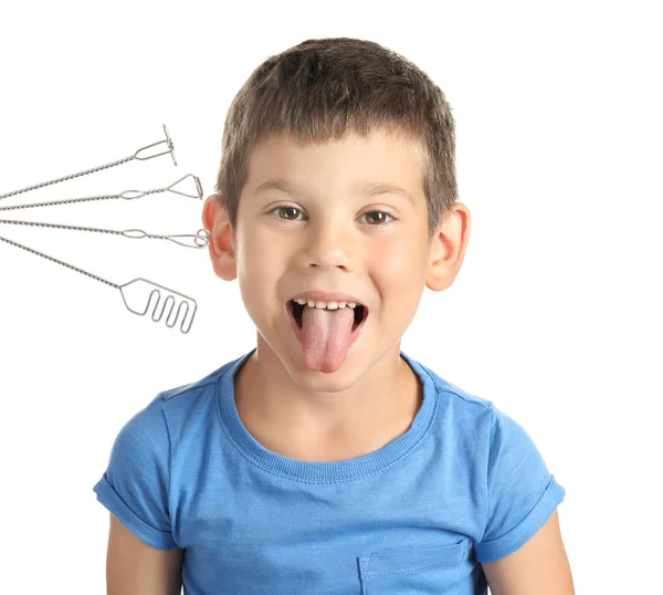 Lindo niño y sondas logopédicas para la corrección del habla sobre fondo blanco —  Fotos de Stock