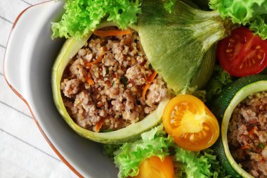 Quinoa kabak dolması