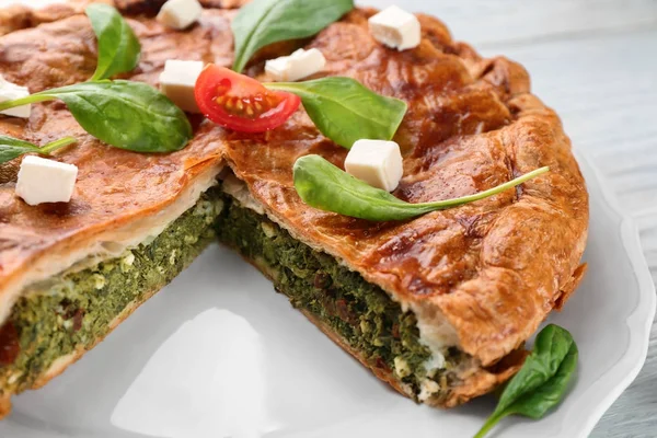 Torta saporita con spinaci — Foto Stock