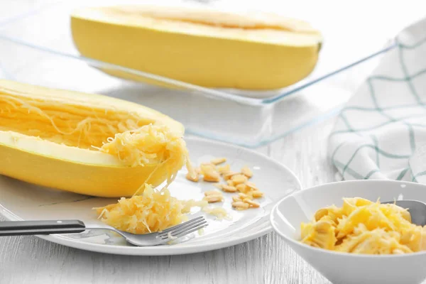 Fresh spaghetti squash — Stock Photo, Image