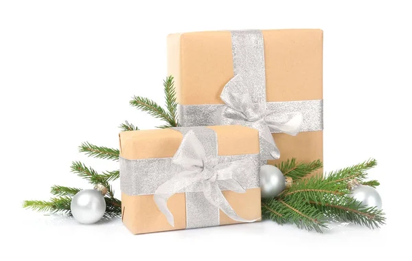 Coffrets cadeaux et décorations de Noël — Photo