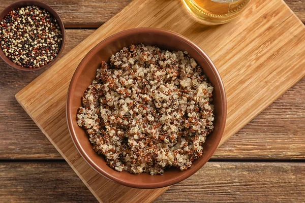 Bowl with tasty quinoa — Stock Photo, Image