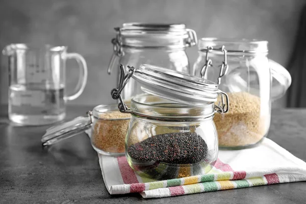 Different quinoa seeds — Stock Photo, Image