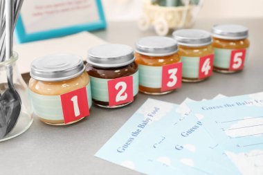 Kavanoz farklı püresi ile